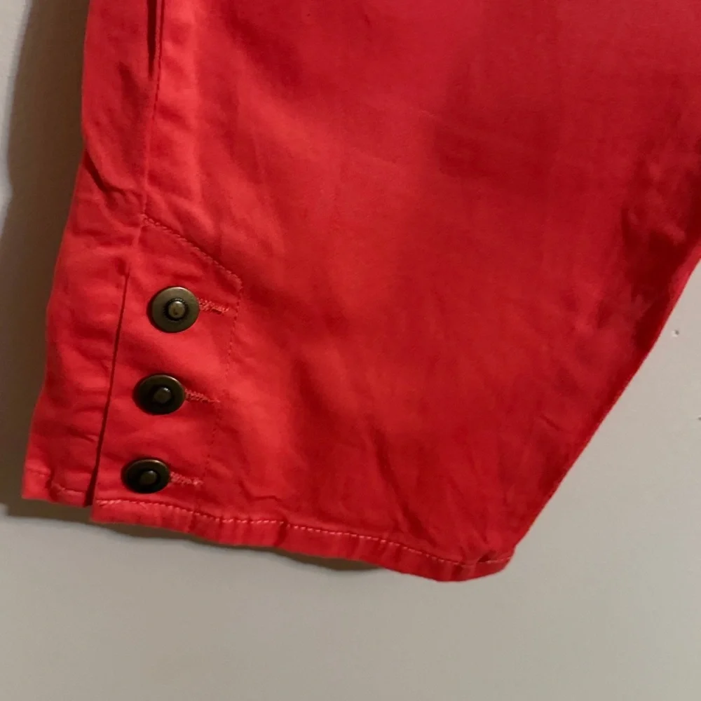 Capris - Picture 2 of 5